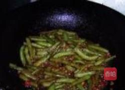 香辣干煸扁豆的做法图解8