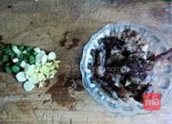 豆角炒香肠的做法图解3