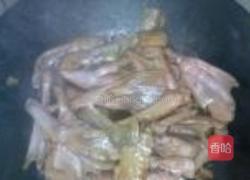 沙姜焖鸭掌鸭翅的做法图解4