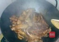 沙姜焖鸭掌鸭翅的做法图解7