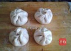 芹菜肉包子的做法图解8