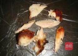 拔丝炸鸡的做法图解2