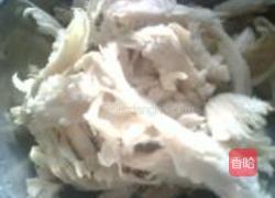 蒜苗炒蘑菇的做法图解2