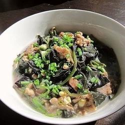 肉丝上汤紫背菜的做法[图]
