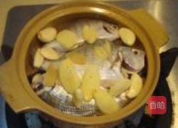 腐竹立鱼煲的做法图解5