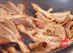 鲍汁鸭掌的做法图解6