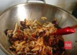 广西酸笋炒酱油肉的做法图解14
