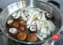 西兰花拌蘑菇的做法图解4