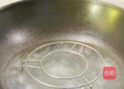 橄榄菜蒸鲈鱼的做法图解2