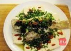 橄榄菜蒸鲈鱼的做法图解8