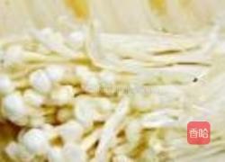 芥辣金针银鱼的做法图解1