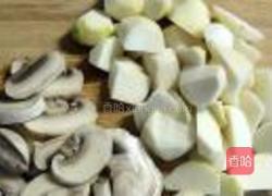 菌菇毛芋汤的做法图解4