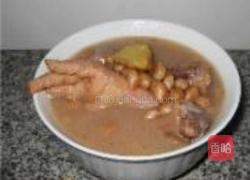 花生炖鸡脚的做法图解5