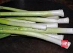 大蒜炒黑鱼片的做法图解3