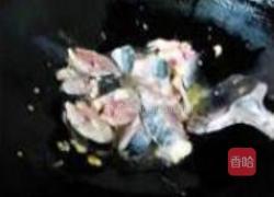雪菜烧马鲛鱼的做法图解6