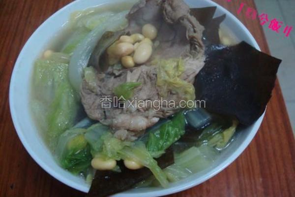猪骨汤炖白菜海带