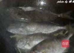 酸梅煮海鱼的做法图解5