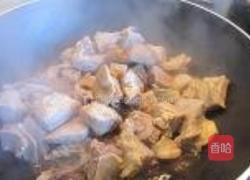 咖喱牛腩焖土豆的做法图解6