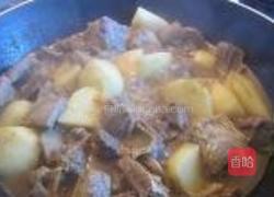 咖喱牛腩焖土豆的做法图解9