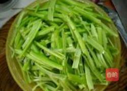 空心菜梗炒肉丝的做法图解2