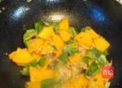 南瓜炒豆腐的做法图解8