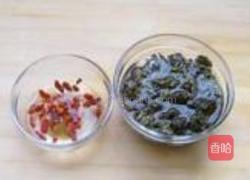 滑蒸荷叶薄荷鸡的做法图解4