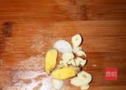 珍珠鲤鱼的做法图解3