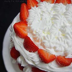 草莓奶油生日蛋糕的做法[图]