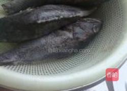 干锅黑鱼的做法图解2
