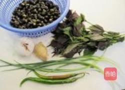 紫苏炒田螺的做法图解1