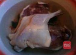 冬瓜鸭腿煲的做法图解1