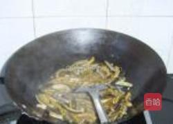 蒜苗炒鳝丝的做法图解10
