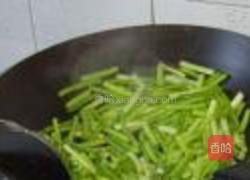 蒜苗炒鳝丝的做法图解7