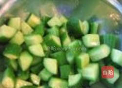 腐竹黄瓜清拌花生米的做法图解12