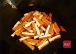 芹菜香干的做法图解5