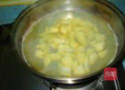 冰糖银耳鸭梨粥的做法图解3