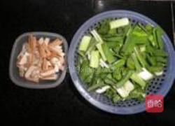 大蒜炒豆干的做法图解2