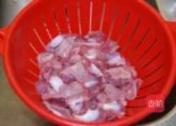 辣白菜炒鸡胗的做法图解1