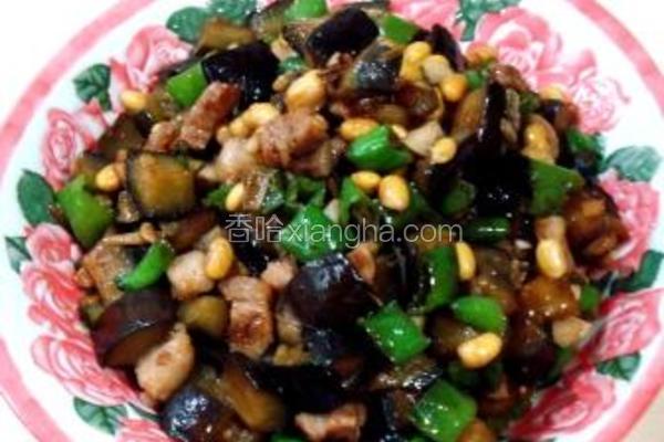 杭椒炒茄丁