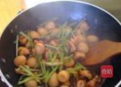鱿鱼烧鹌鹑蛋的做法图解6