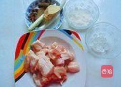 红烧肉炖土豆的做法图解1