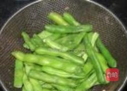 橄榄菜炒四季豆的做法图解3
