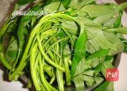 炝拌空心菜的做法图解1
