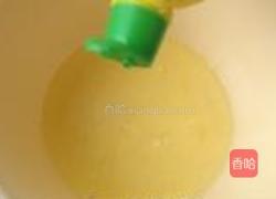 戚风蛋糕卷的做法图解6