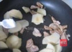 苹果炒肉片的做法图解4