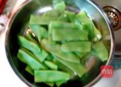 蚝油熏干扁豆的做法图解4