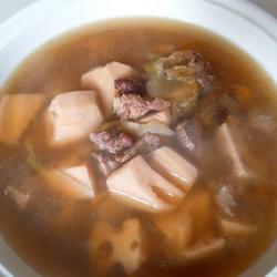红枣莲藕牛腩汤的做法[图]