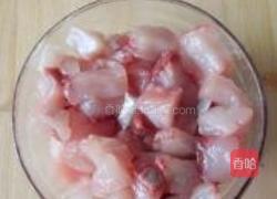 清炒鱼丁的做法图解3