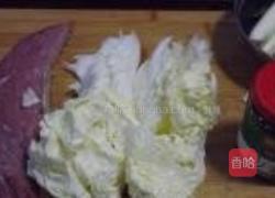 口蘑白菜的做法图解1