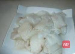 蒜薹鱿鱼的做法图解2